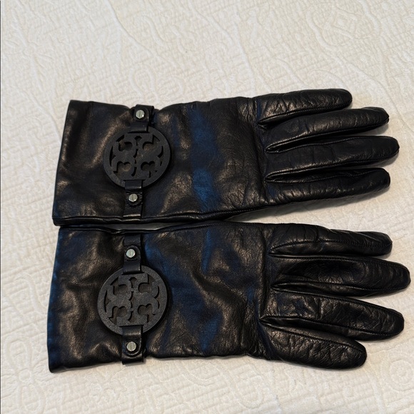 Black Leather Gloves with Logo Accent - Picture 5 of 10